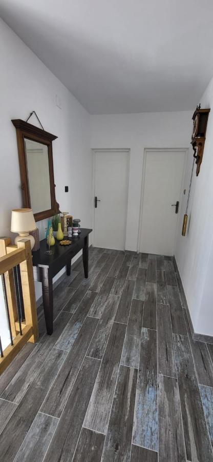 מלון טורדה Huesca House מראה חיצוני תמונה