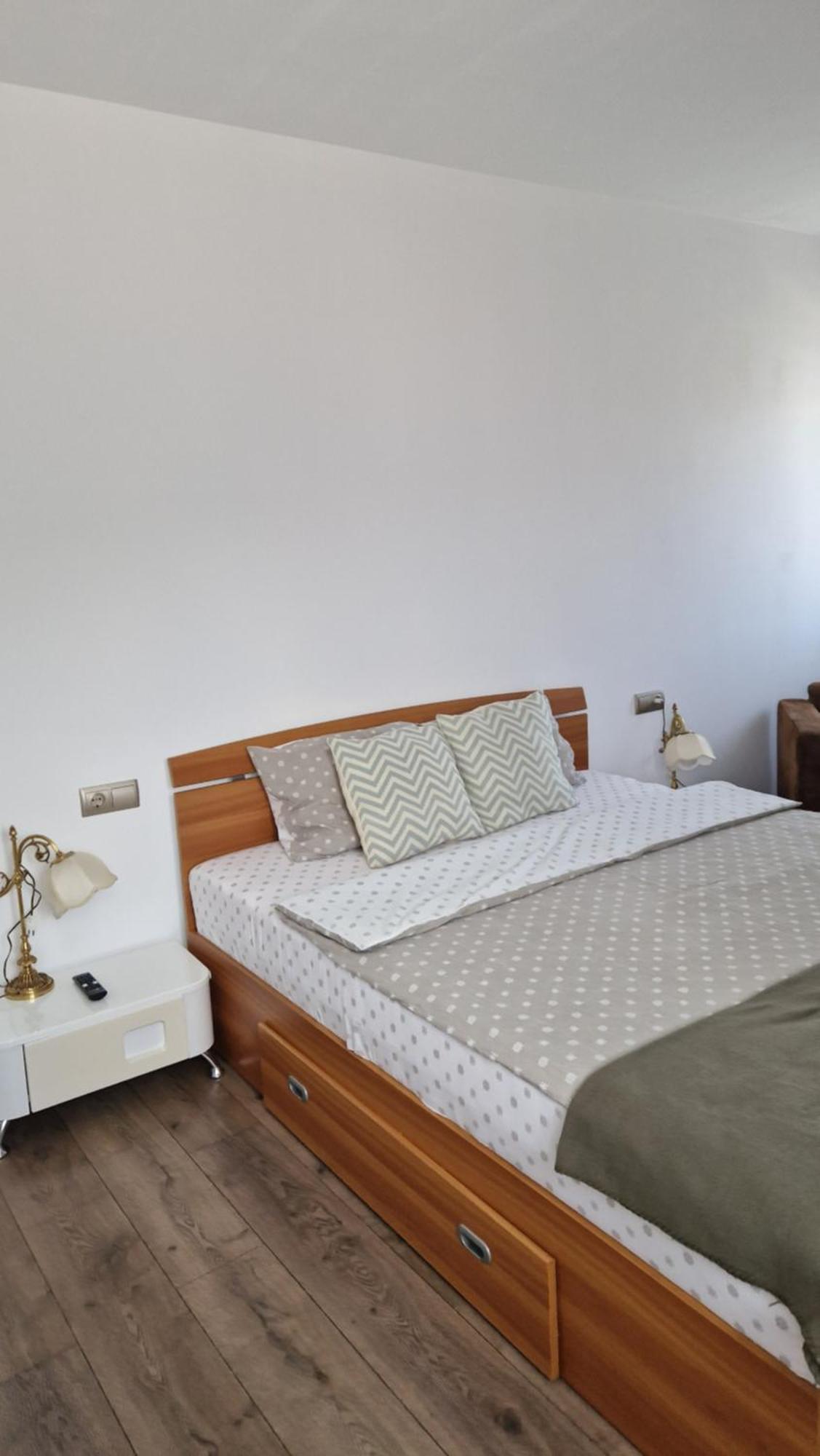 מלון טורדה Huesca House מראה חיצוני תמונה